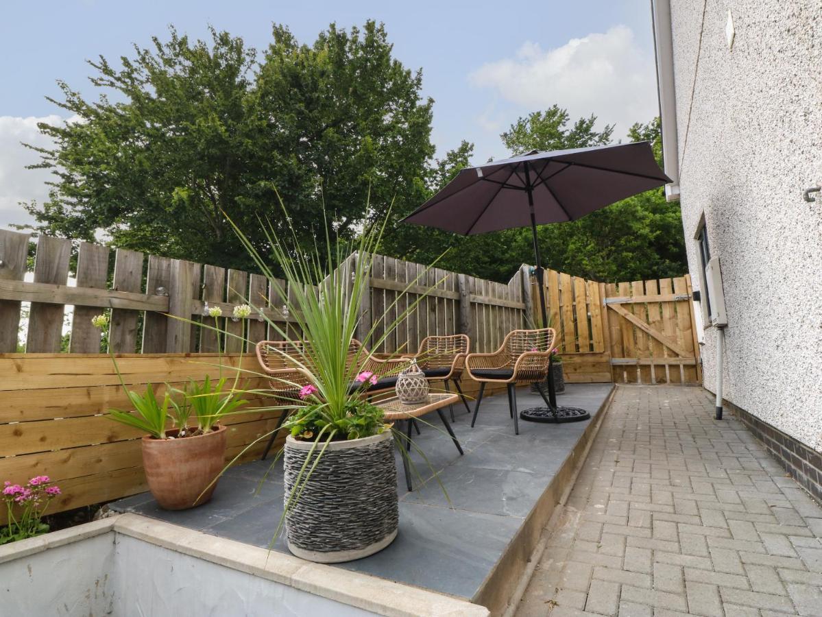 Ty Glan Y Mor - Pwllheli Vila Exterior foto